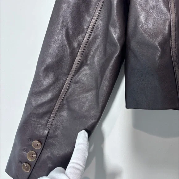 Superdown Revolve Blakely Brown Faux Leather Cropped Blazer Jacket Size S NWT - Picture 7 of 7